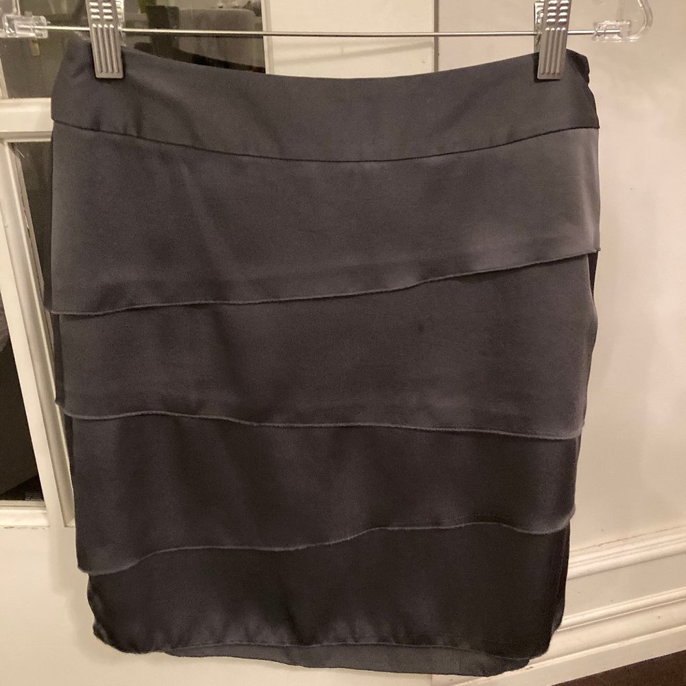 Grey skirt